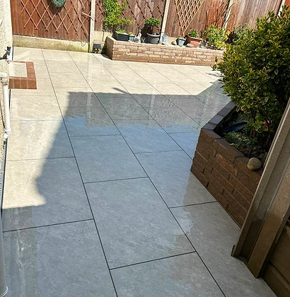 Light-Grey Porcelain Patio & Brick Planter