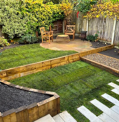 Circular Stone Patio & Sleeper Borders