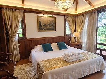 Standard Room 4