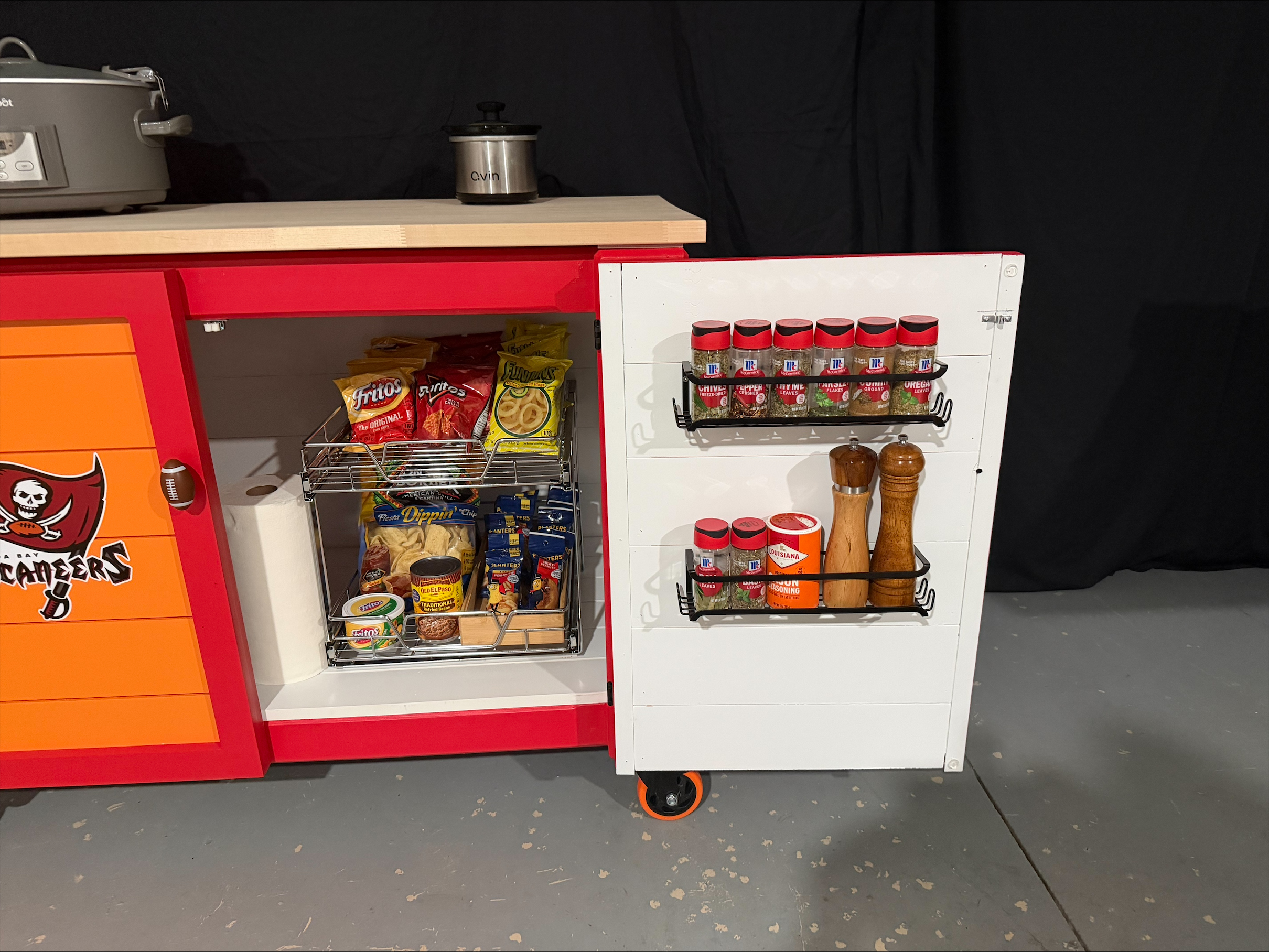 Buccaneers Tailgating Cart