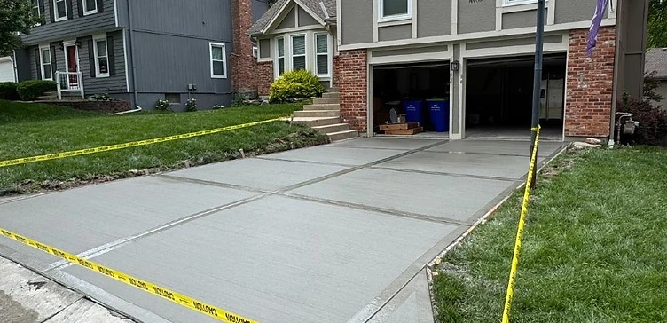 Finished multi-panel concrete driveway