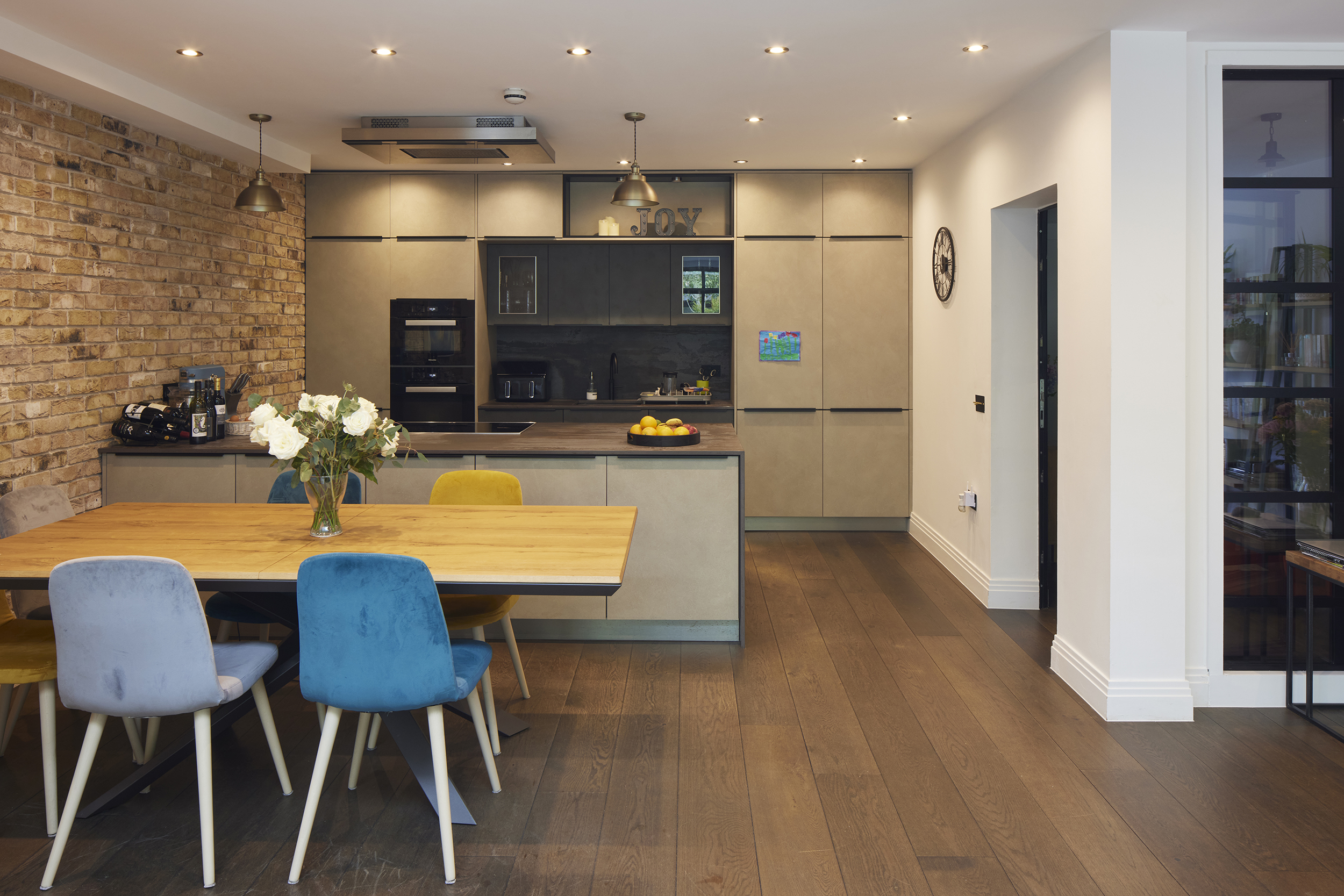 Mattock Lane, Ealing 8