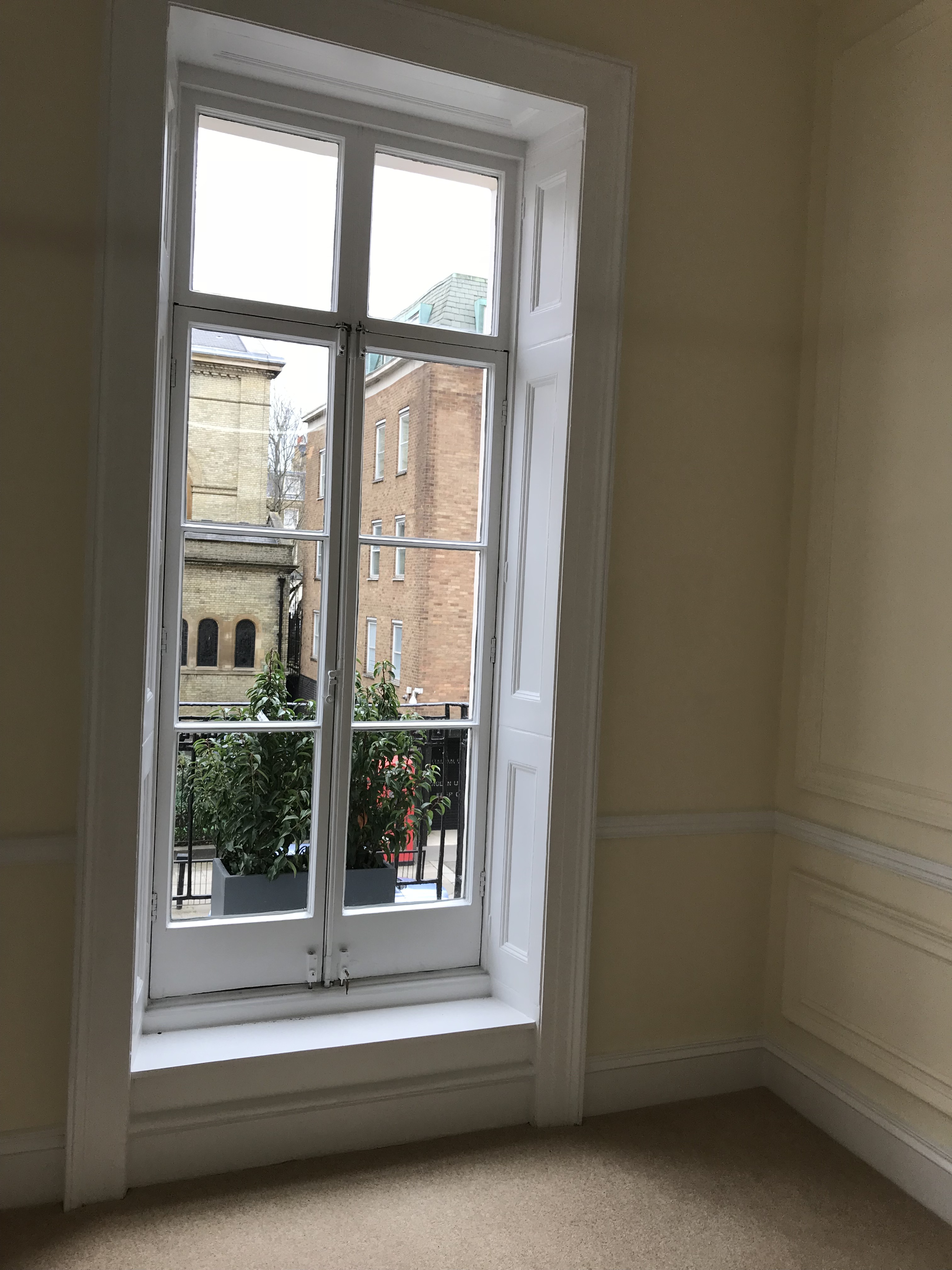 Hobart Place, London 4