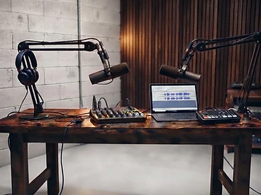 Small Podcast Station