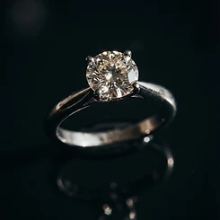 Smith & Co Jewellers atelier — post 1