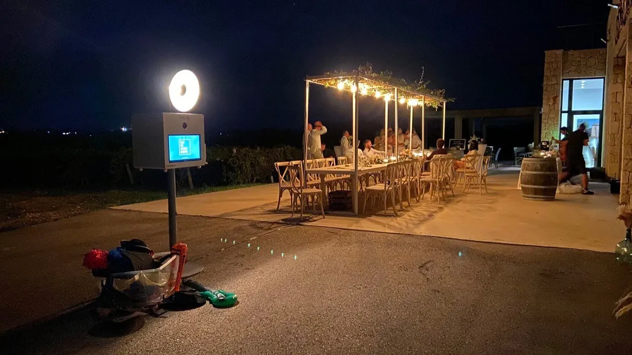 Snapify photobooth at an evening event in Mallorca