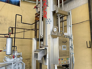 Máquina de hielo cilíndrico 3 ton/día — instalación industrial MEYAR