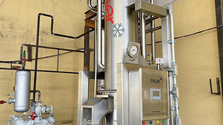Máquina de hielo cilíndrico 3 ton/día — instalación industrial MEYAR