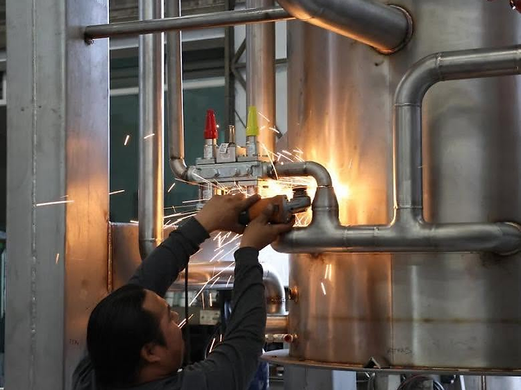 Taller y fabricación de máquinas de hielo MEYAR