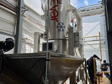 Planta de hielo cilíndrico 30 ton/día — Acero inoxidable — instalación industrial MEYAR 2