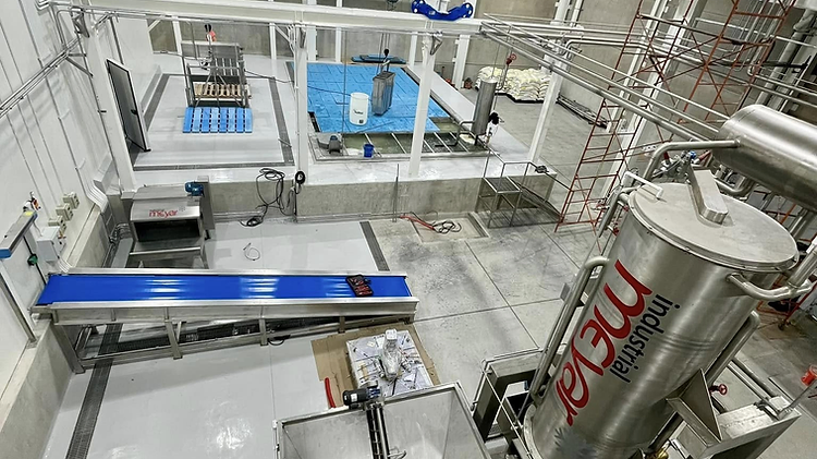 Planta de hielo 30 ton/día — Cilíndrico y barra — instalación industrial MEYAR