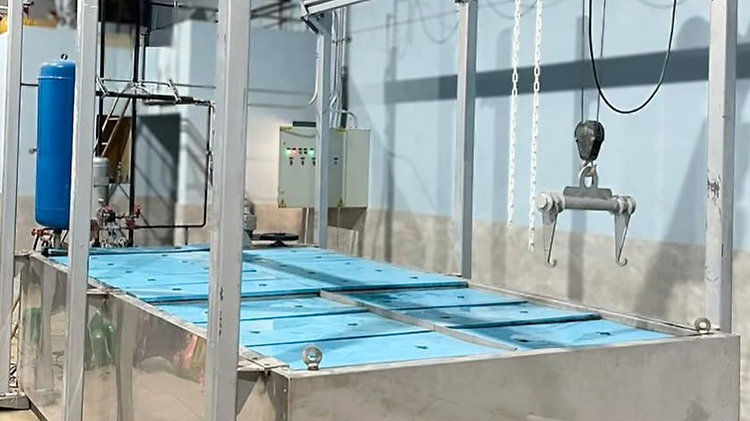 Planta de hielo en barra 2.5 ton/día — Barras de 50 kg — instalación industrial MEYAR