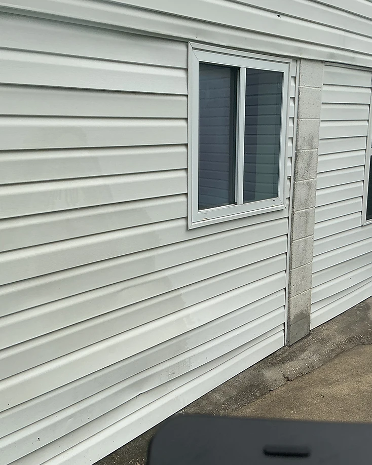 4KHD exterior cleaning field photo 1