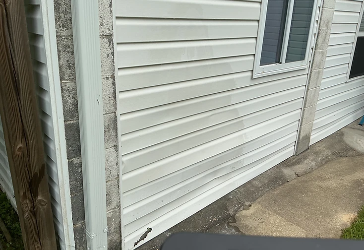 4KHD exterior cleaning field photo 2