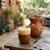 Pulque curado de maguey