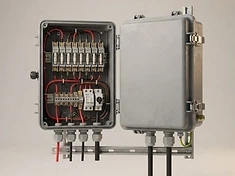 Solar Combiner Box (12-String, 1500V)