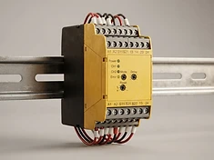 Safety Relay Module (Dual Channel, Cat 4)