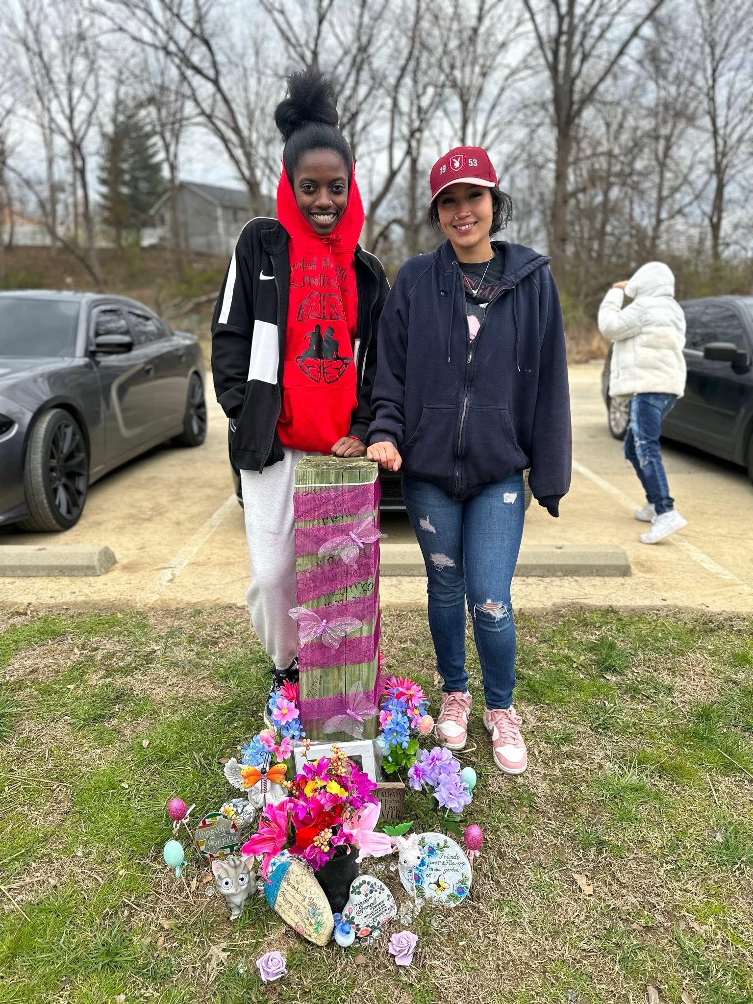 Ke'ona and Mariah at a memorial