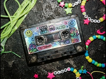 TOP 8: RAVE ON TAPE