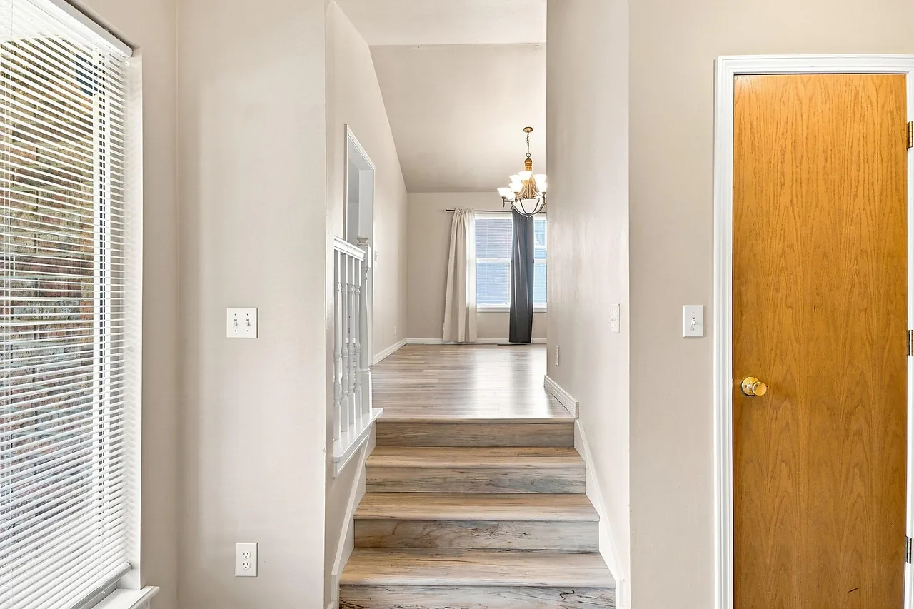 Featured FlexMLS Listing — photo 46