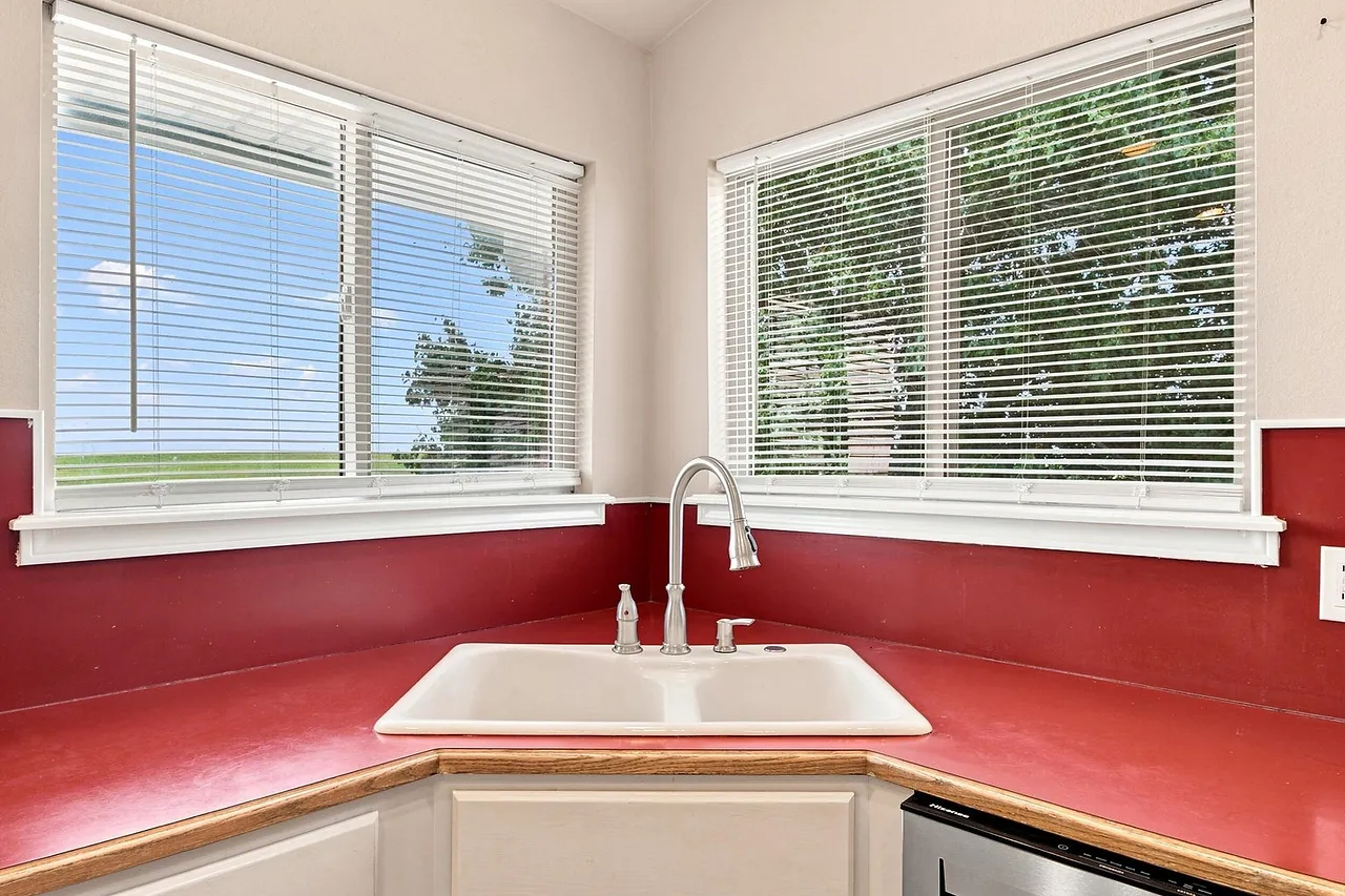 Featured FlexMLS Listing — photo 77
