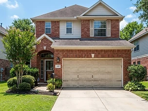 Homeowner uploading a photo of their garage