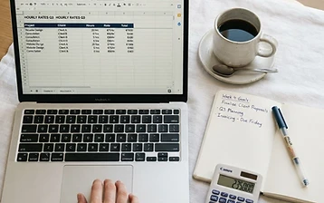 Welk uurtarief vraag je als freelancer? 7 factoren die je tarief bepalen