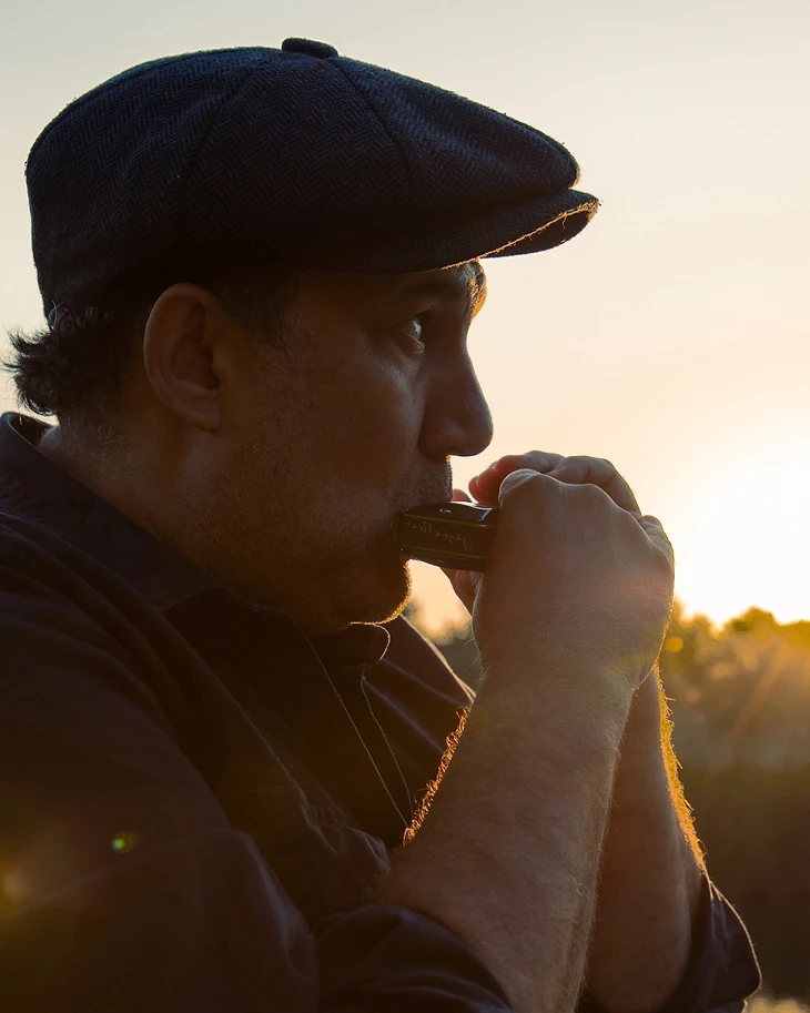 Alex Rossi, professional harmonica player and teacher
