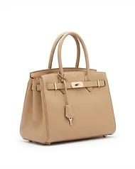 Clean Ecommerce look generated by KEEPER