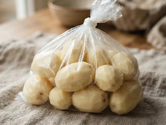 Geschilde aardappelen