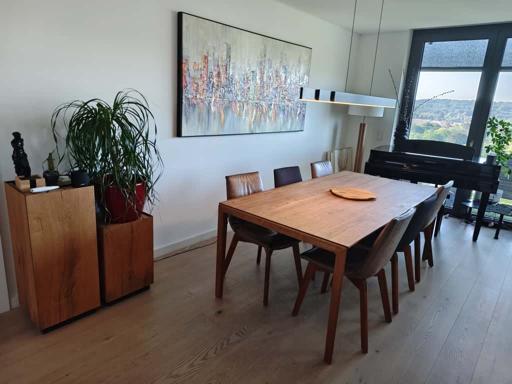 Essbereich der Penthouse-Wohnung