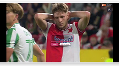 eToro detected on a player's jersey chest during the Slavia vs Bohemians broadcast