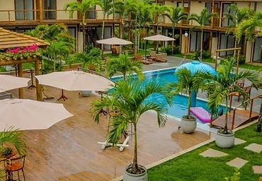 Área de convivência e piscina