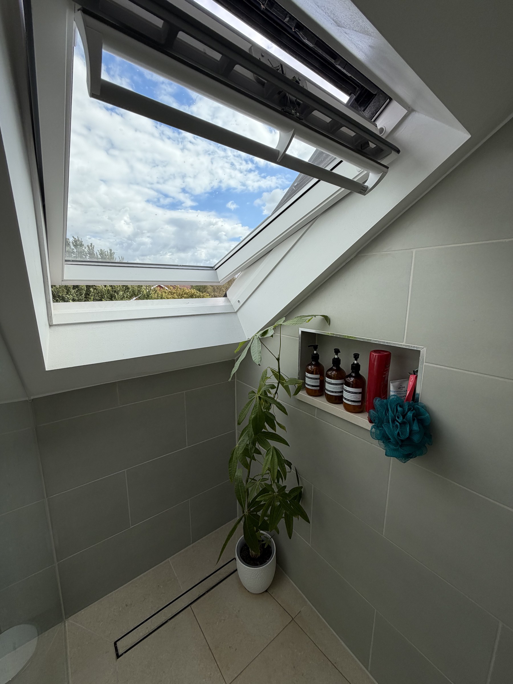 37 Bishopfox Way — loft conversion and rear extension in Barnes, finished photograph 16