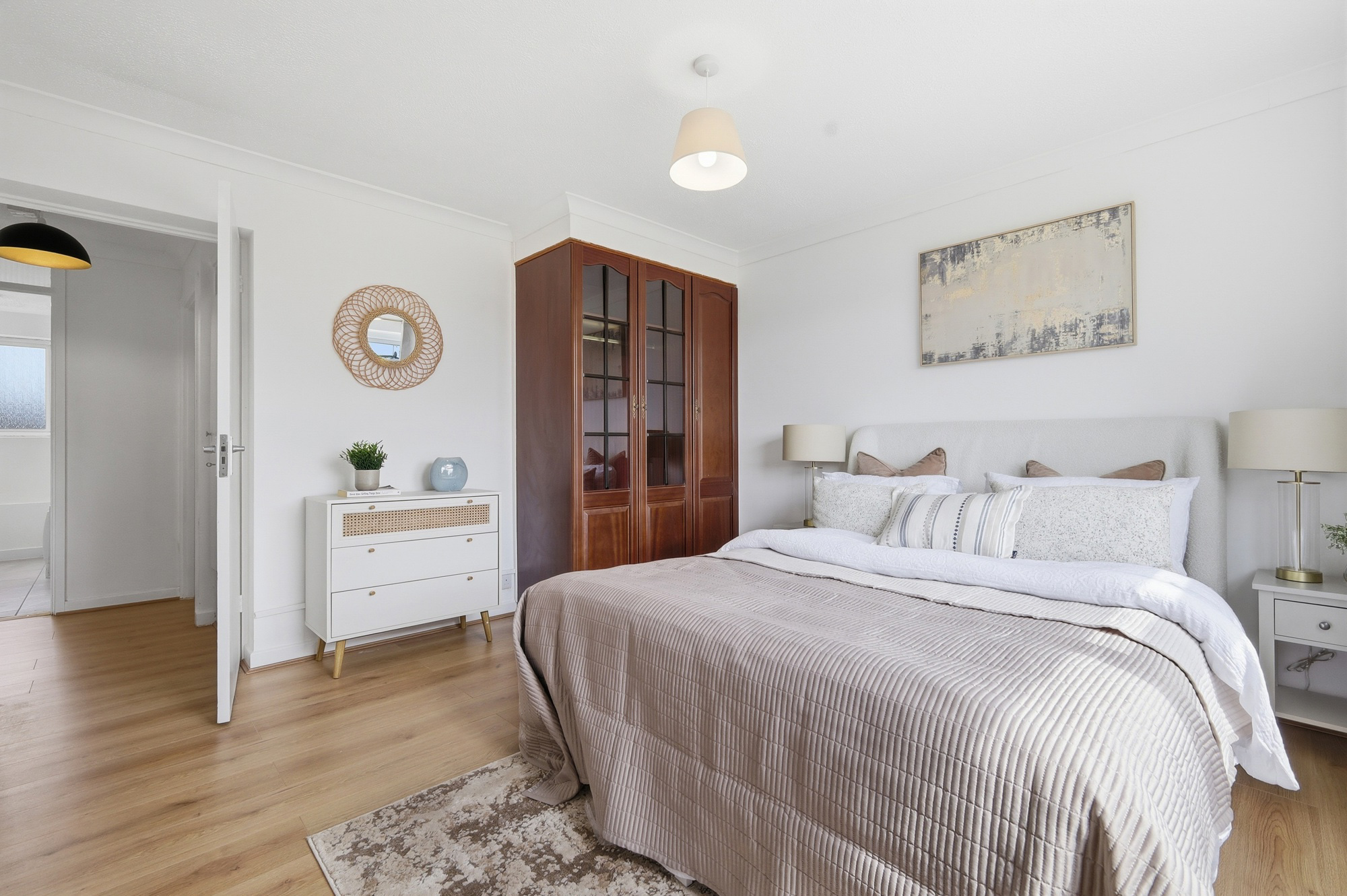 Penton Court — full renovation, finished photograph 16