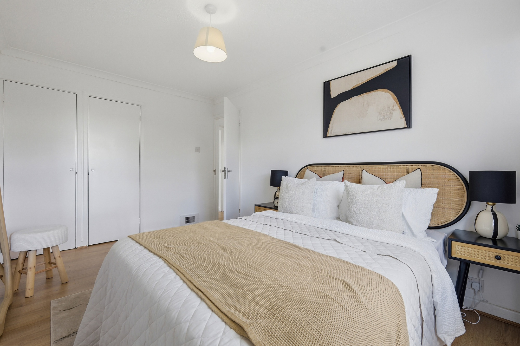 Penton Court — full renovation, finished photograph 15