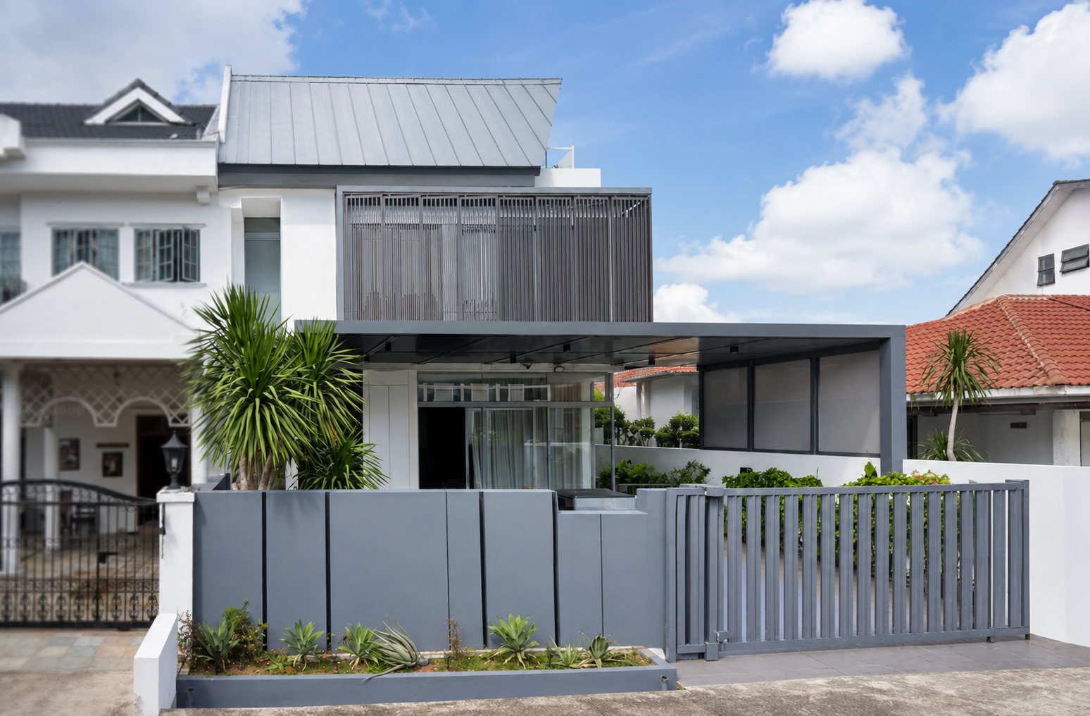 13 Yarrow Gardens semi-detached house facade from the street