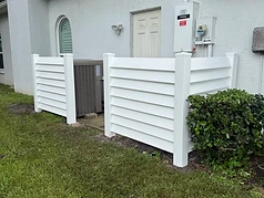 Louvered fence