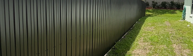 Dura Fence privacy run installed by Kanter Fence Company in Sarasota, FL
