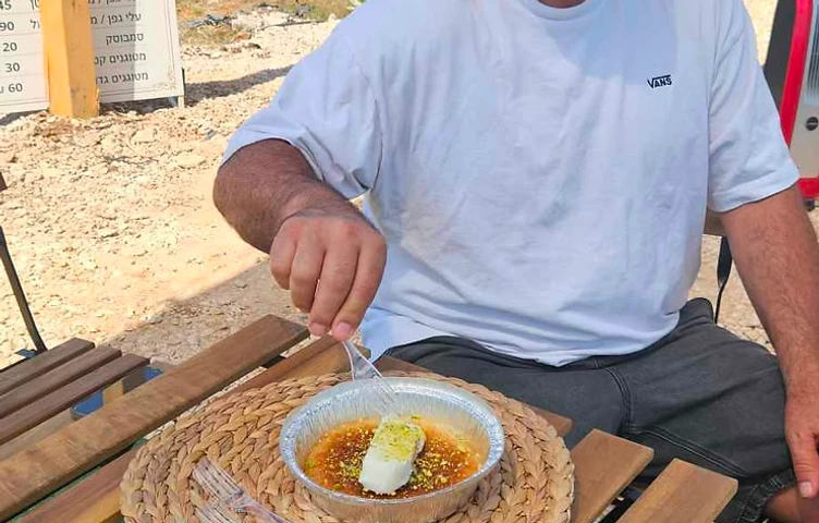 נוהאד מנסור בכנאפה בצרה