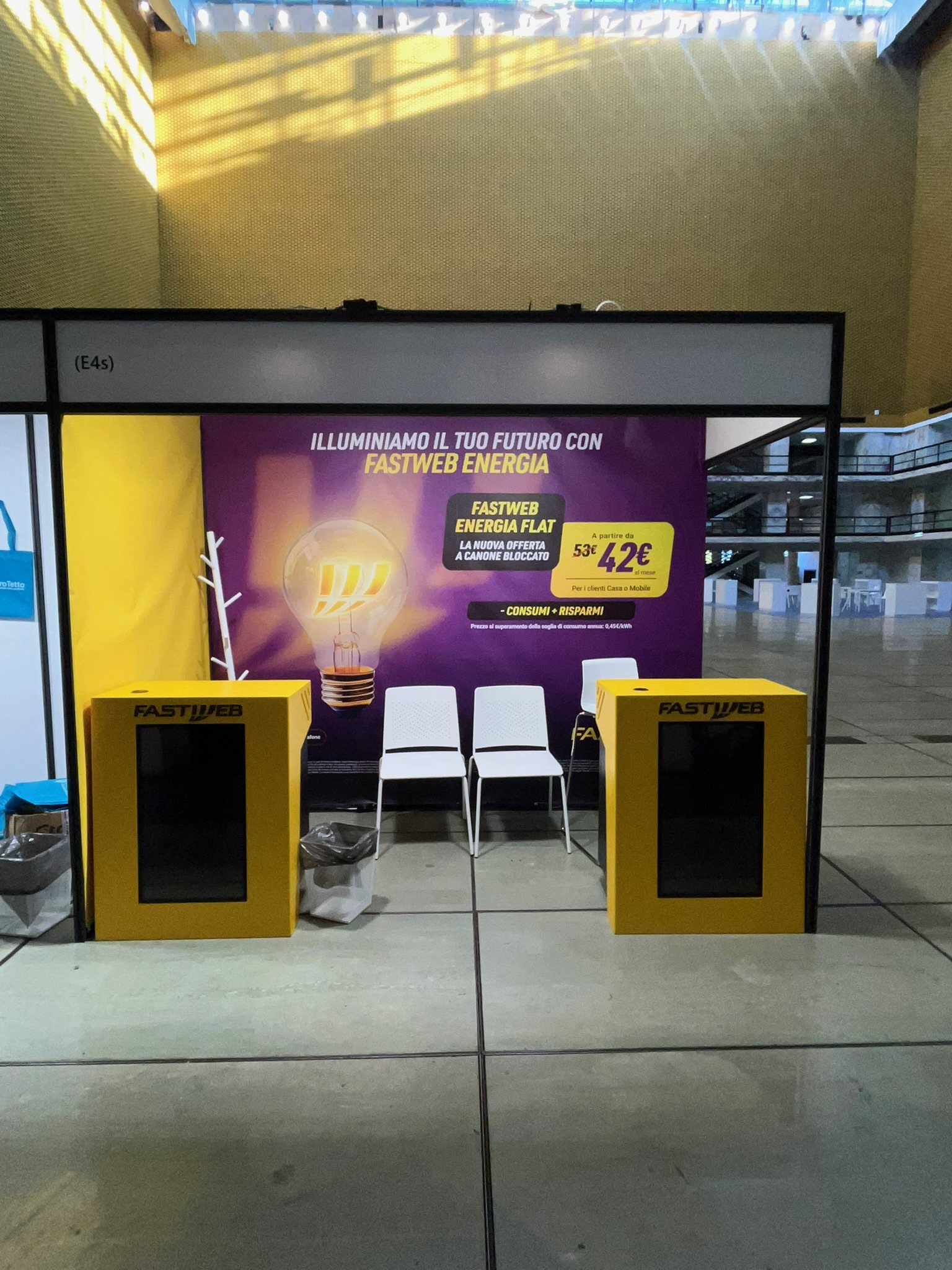 Stand Formaced