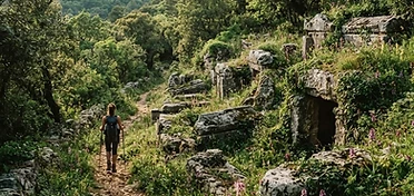 Hardcore Gargano Trekking: Sentiero delle due necropoli del Romondato (Ischitella) + degustazione