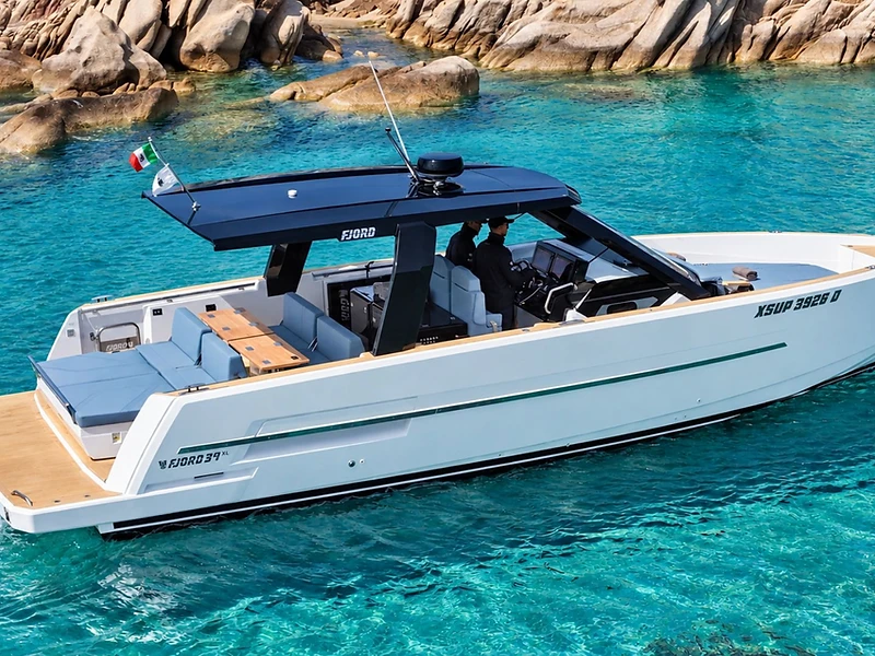FJORD 39 XL · LUNA, FJORD Yachts 39 XL charter in Sardinia