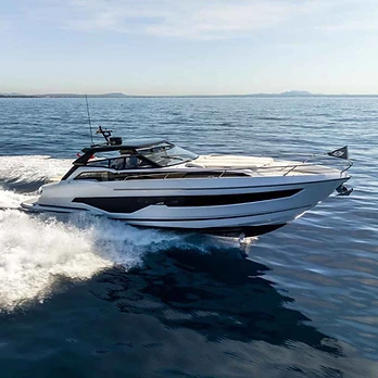 LUXURY YACHTS fleet category