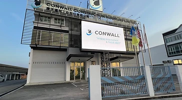 Outdoor LED Display — Weather-resistant outdoor LED screens built for brightness and durability.