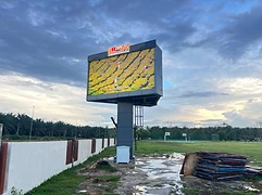 P4 V-Shaped Dual-Sided Outdoor LED Screen — ILSM Sungkai — image 3 in Sungkai