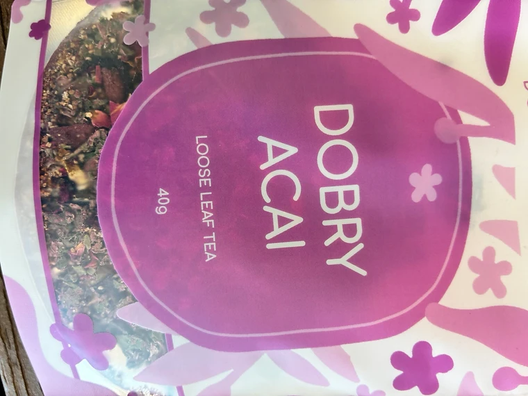 The loose botanicals inside Dobry Acai