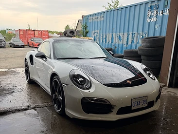 Porsche 911, freshly serviced