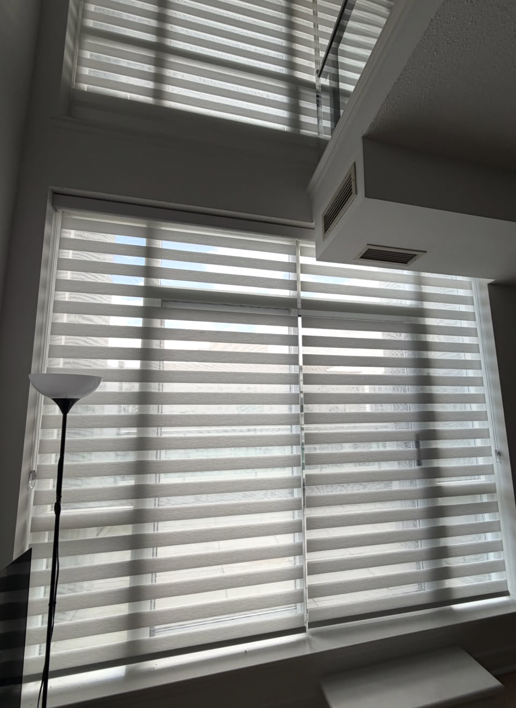 High-ceiling zebra blinds — Cream