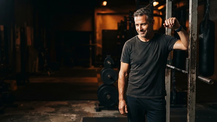The 45+ Man's Playbook: Look Good, Feel Strong, Stay Sharp